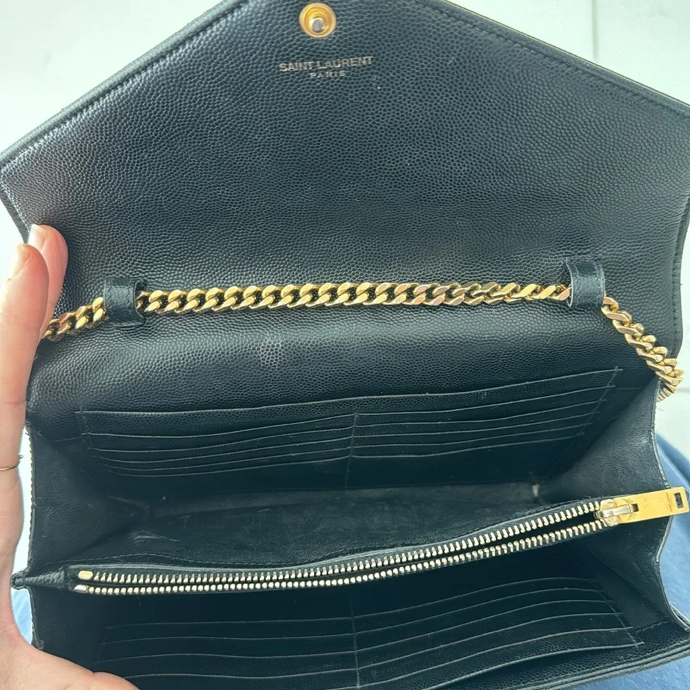 Saint Laurent Black Crossbody Bag with Gold Chain - Picture 6 of 6